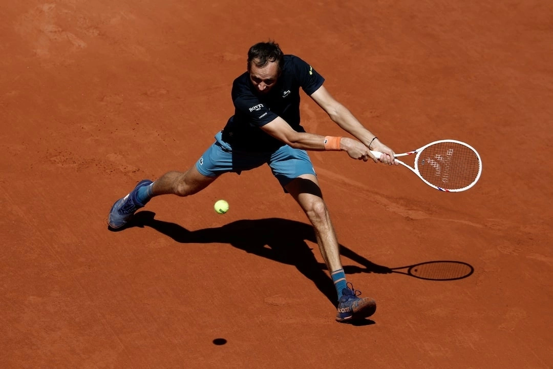 Medvedev lại gục ngã từ vòng một Roland Garros - hình ảnh - jun88play.vip Medvedev lại gục ngã từ vòng một Roland Garros - hình ảnh - jun88play.vip