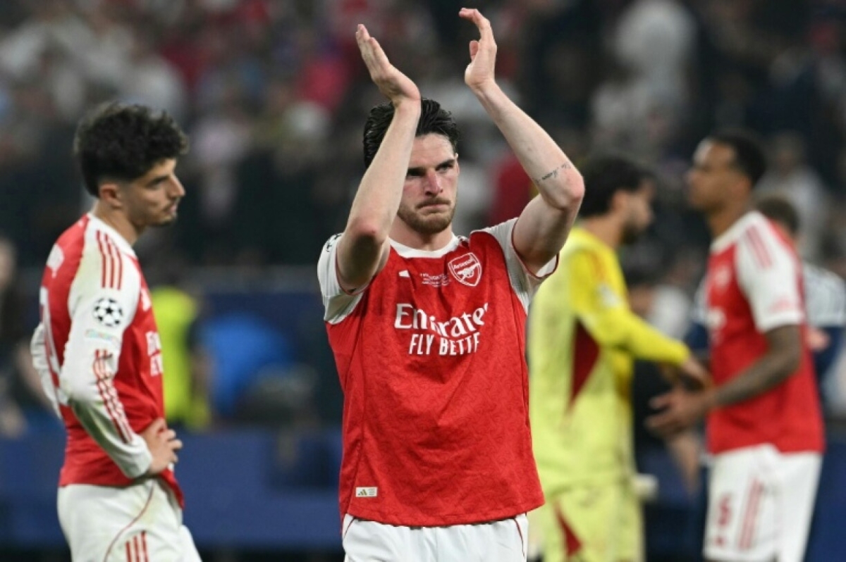 JUN88 chính thức: Rice bảo vệ Gabriel và Eze sau thất bại ở chung kết Champions League - hình ảnh - jun88play.vip JUN88 chính thức: Rice bảo vệ Gabriel và Eze sau thất bại ở chung kết Champions League - hình ảnh - jun88play.vip