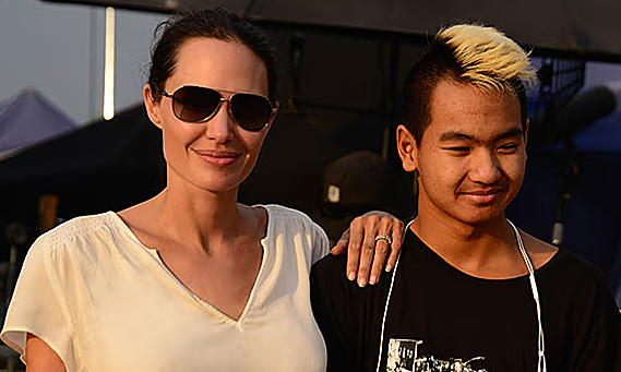 Maddox chính thức xin đổi họ, rời bỏ tên Brad Pitt để theo họ mẹ Angelina Jolie - hình ảnh - jun88play.vip