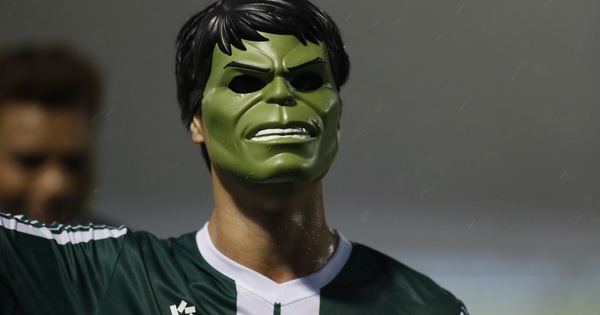 Công Phượng khoe ăn mừng mới, đưa Trường Tươi Đồng Nai lên V-League giữa mưa pháo hoa - hình ảnh - jun88play.vip Công Phượng khoe ăn mừng mới, đưa Trường Tươi Đồng Nai lên V-League giữa mưa pháo hoa - hình ảnh - jun88play.vip