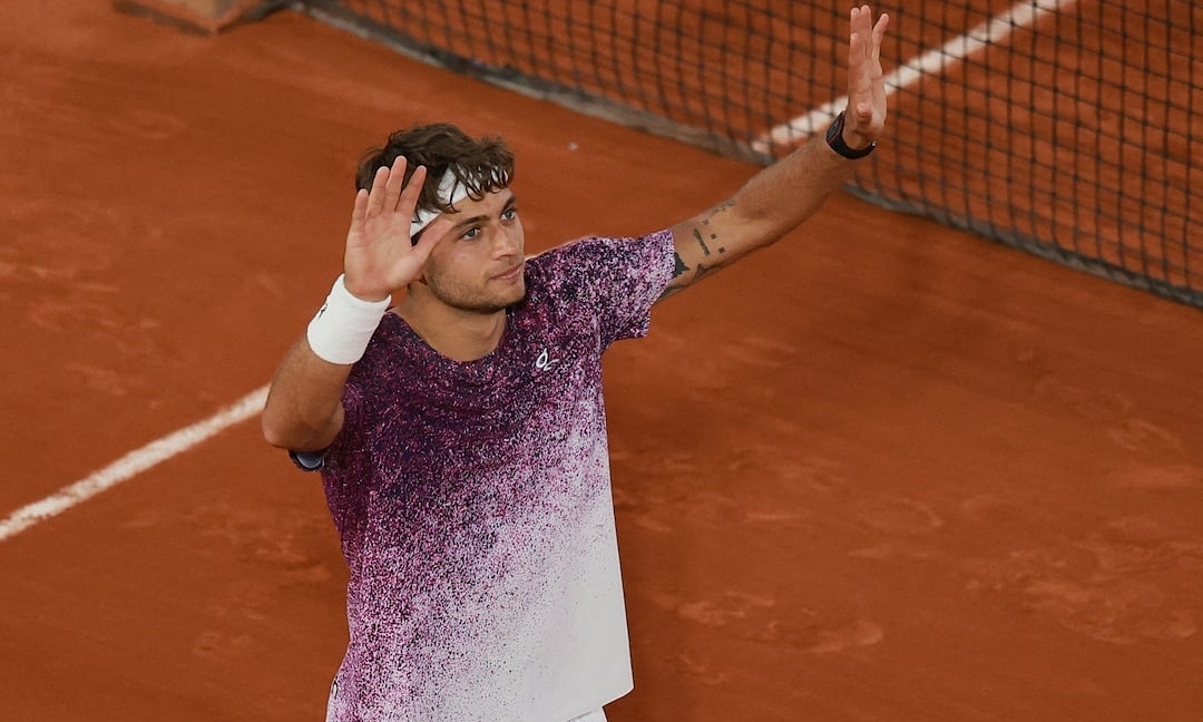 Cobolli nuôi mộng vô địch Roland Garros nhờ phòng tắm của Nadal - hình ảnh - jun88play.vip