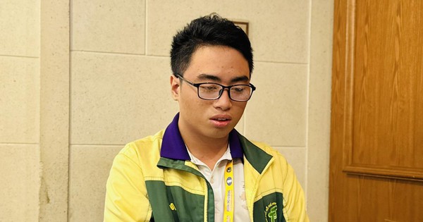 Sao trẻ Gia Phúc cầm hòa Đại kiện tướng Ấn Độ, giữ mạch bất bại tại giải cờ vua châu Á - hình ảnh - jun88play.vip Sao trẻ Gia Phúc cầm hòa Đại kiện tướng Ấn Độ, giữ mạch bất bại tại giải cờ vua châu Á - hình ảnh - jun88play.vip