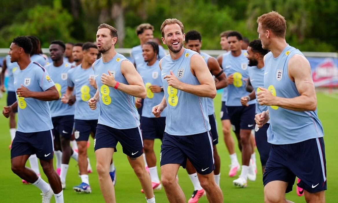 Terry chỉ trích Tuchel: Đội hình Anh thiếu ngôi sao, khó mơ World Cup 2026 - hình ảnh - jun88play.vip Terry chỉ trích Tuchel: Đội hình Anh thiếu ngôi sao, khó mơ World Cup 2026 - hình ảnh - jun88play.vip