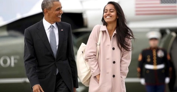 Con gái Barack Obama khẳng định sự nghiệp riêng, không cần cha mẹ nổi tiếng - hình ảnh - jun88play.vip Con gái Barack Obama khẳng định sự nghiệp riêng, không cần cha mẹ nổi tiếng - hình ảnh - jun88play.vip