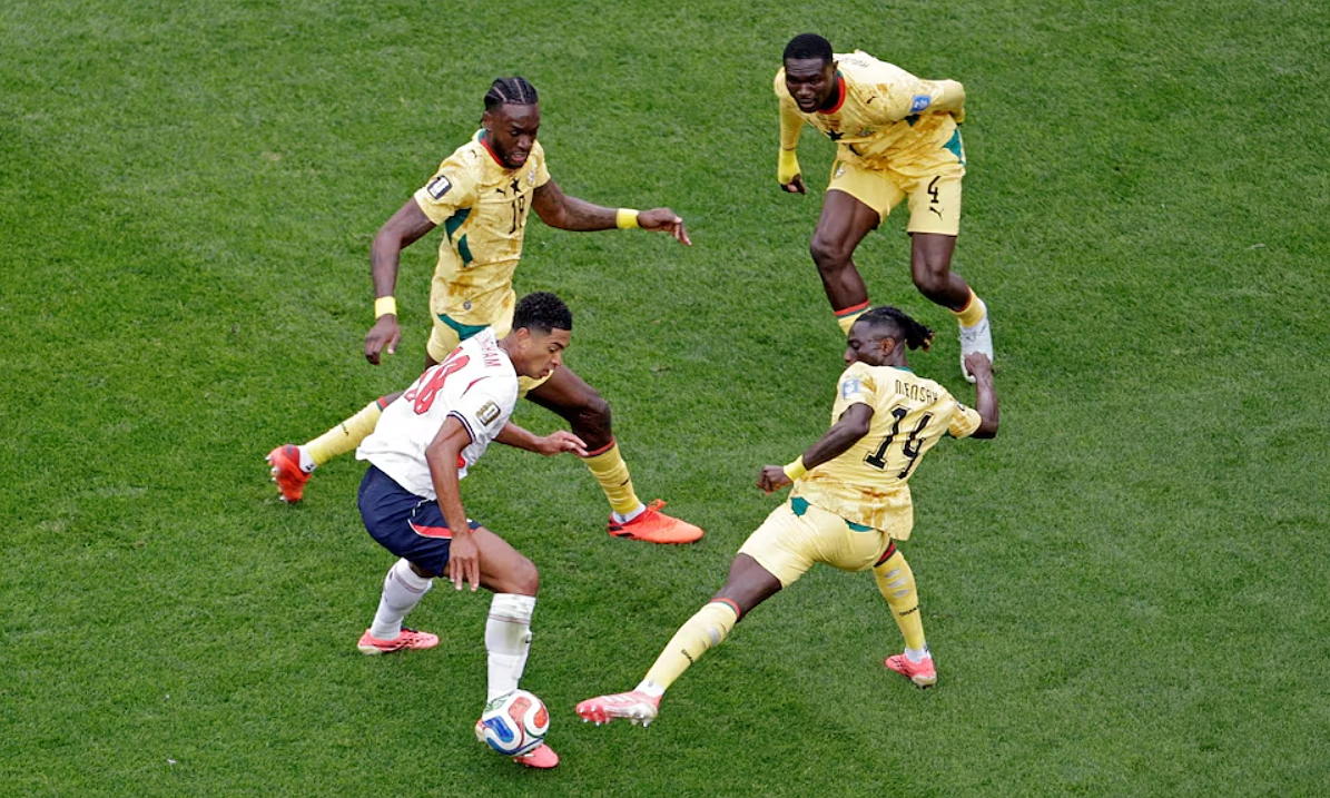 Merson: ‘Anh cần dồn bóng cho Bellingham như cách Argentina làm với Messi’ - hình ảnh - jun88play.vip Merson: ‘Anh cần dồn bóng cho Bellingham như cách Argentina làm với Messi’ - hình ảnh - jun88play.vip