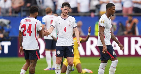 Declan Rice gây lo lắng cho đội tuyển Anh, HLV Tuchel cho cầu thủ đi chơi golf - hình ảnh - jun88play.vip Declan Rice gây lo lắng cho đội tuyển Anh, HLV Tuchel cho cầu thủ đi chơi golf - hình ảnh - jun88play.vip