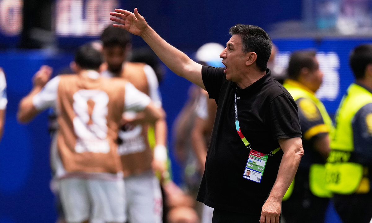 HLV Ghalenoei: ‘Iran bất bại là kỳ tích World Cup’ - hình ảnh - jun88play.vip HLV Ghalenoei: ‘Iran bất bại là kỳ tích World Cup’ - hình ảnh - jun88play.vip