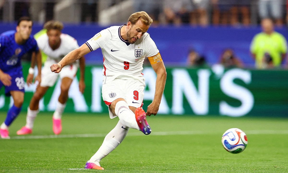 Boateng Kêu Gọi FIFA Cấm Cách Đá Phạt Đền ‘Gây Tranh Cãi’ Của Harry Kane - hình ảnh - jun88play.vip Boateng Kêu Gọi FIFA Cấm Cách Đá Phạt Đền ‘Gây Tranh Cãi’ Của Harry Kane - hình ảnh - jun88play.vip