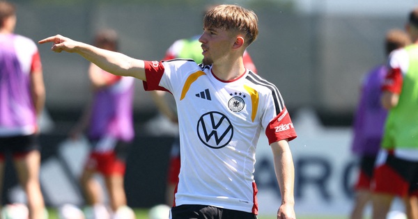 ‘Viên ngọc mới’ của đội tuyển Đức nhập viện khẩn, HLV Nagelsmann gọi người thay thế gấp - hình ảnh - jun88play.vip ‘Viên ngọc mới’ của đội tuyển Đức nhập viện khẩn, HLV Nagelsmann gọi người thay thế gấp - hình ảnh - jun88play.vip
