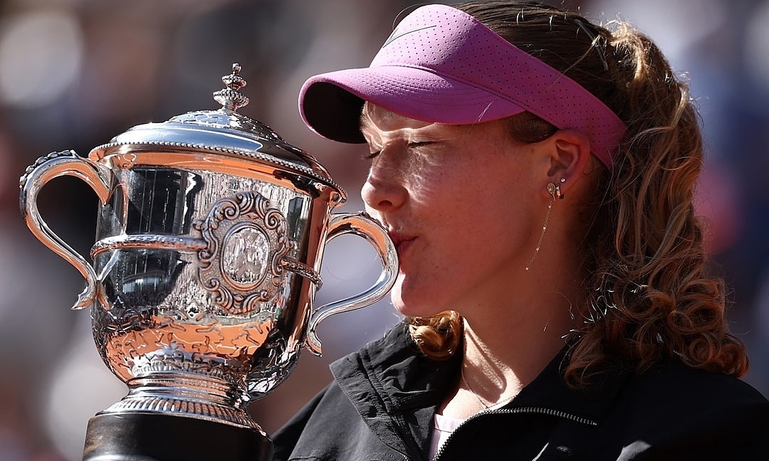 JUN88 baccarat – Cảm hứng từ chiến thắng lịch sử của Andreeva tại Roland Garros - hình ảnh - jun88play.vip