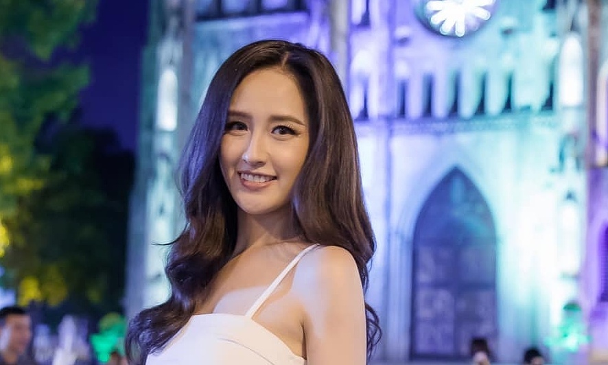 Thưởng tân thủ JUN88 và phong cách thời thượng của Mai Phương Thúy - hình ảnh - jun88play.vip Thưởng tân thủ JUN88 và phong cách thời thượng của Mai Phương Thúy - hình ảnh - jun88play.vip