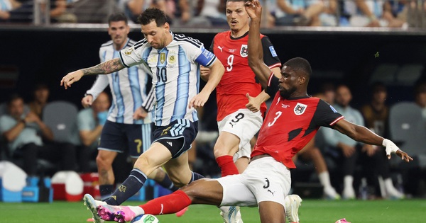 HLV Klopp ‘xin áo’ Mac Allister, ngưỡng mộ Messi: Câu nói khiến fan xúc động - hình ảnh - jun88play.vip HLV Klopp ‘xin áo’ Mac Allister, ngưỡng mộ Messi: Câu nói khiến fan xúc động - hình ảnh - jun88play.vip