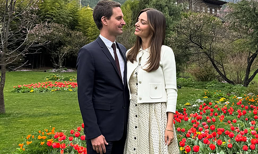 Vợ chồng Miranda Kerr và hành động từ thiện xóa nợ y tế nửa tỷ USD tại California - hình ảnh - jun88play.vip