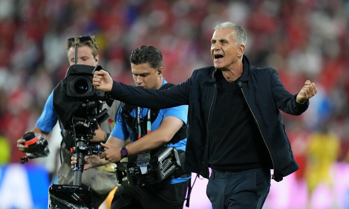 HLV Carlos Queiroz Lập Kỷ Lục Tuổi Tác Tại World Cup 2026 - hình ảnh - jun88play.vip