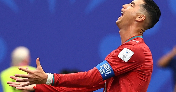 Đến lúc Ronaldo nên ngồi dự bị? - hình ảnh - jun88play.vip Đến lúc Ronaldo nên ngồi dự bị? - hình ảnh - jun88play.vip
