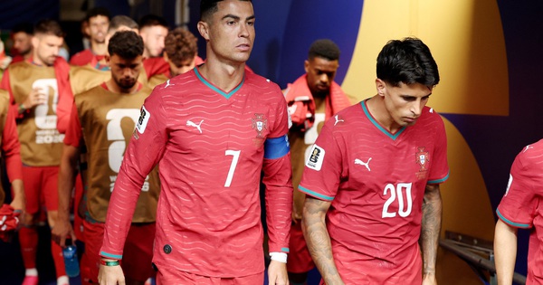 App JUN88 – Đồng hành cùng fan Việt giữa làn sóng chỉ trích Ronaldo và đồng đội - hình ảnh - jun88play.vip