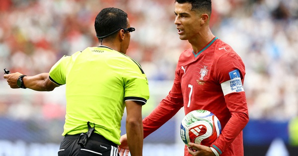 Casino trực tuyến Việt Nam và ‘lời nguyền’ World Cup đe dọa Ronaldo - hình ảnh - jun88play.vip