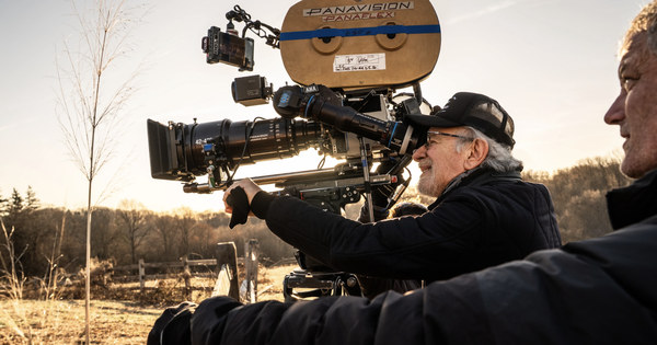 Bom tấn vừa ra mắt của Steven Spielberg gây tranh cãi: góc nhìn mới cho người chơi Việt - hình ảnh - jun88play.vip