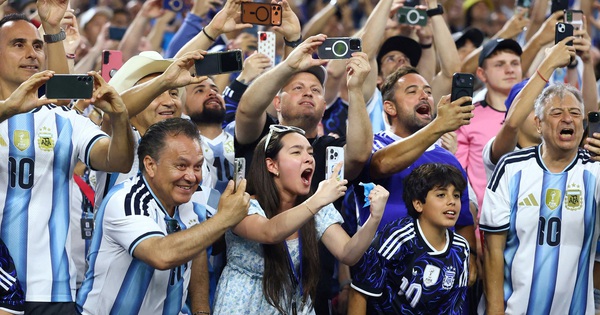 Messi trở về ‘nhà’ trước đại chiến Cabo Verde: Cơn sốt bóng đá và cơ hội cá cược hấp dẫn - hình ảnh - jun88play.vip Messi trở về ‘nhà’ trước đại chiến Cabo Verde: Cơn sốt bóng đá và cơ hội cá cược hấp dẫn - hình ảnh - jun88play.vip